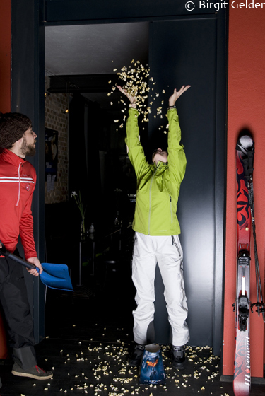 indoor08